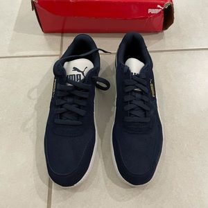 New Men’s Puma Suede Sneaker Navy Blue 9 1/2